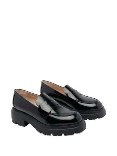 Stuart Weitzman Round Toe Chunky Sole Glossy Loafers In Black