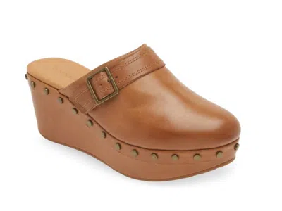 Chocolat Blu Yogi Platform Wedge Mule In Brown