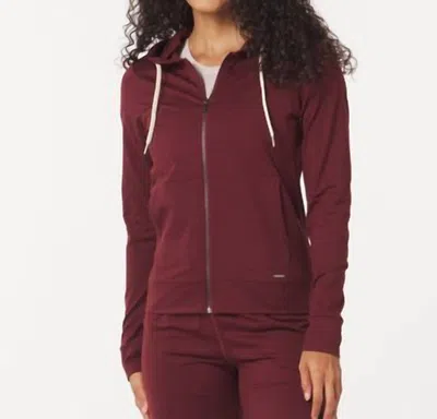 Glyder On The Go Lightweight Zip Up Hoodie In Chestnut Marble In Burgundy