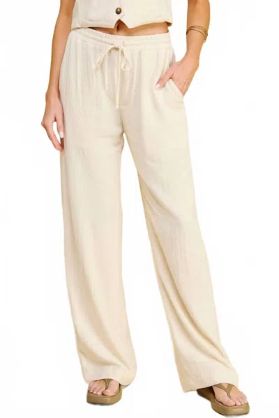 If She Loves Evergreen Linen Pant In Oatmeal In Neutral