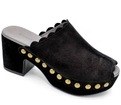 Chocolat Blu Genessis Platform Clog In Black
