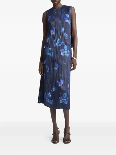 Vince Poppy Blur Crushed Shell Top In Blue