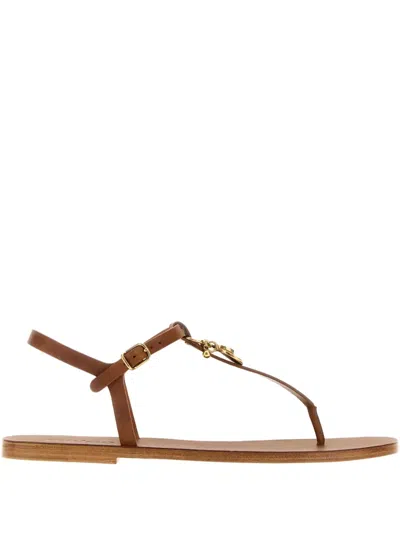 Chloé Chloe Women Caramel Leather Chloe Charms Thong Sandals In Brown