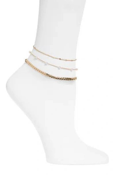 Vince Camuto Set Of Three Chain Anklets In Gold