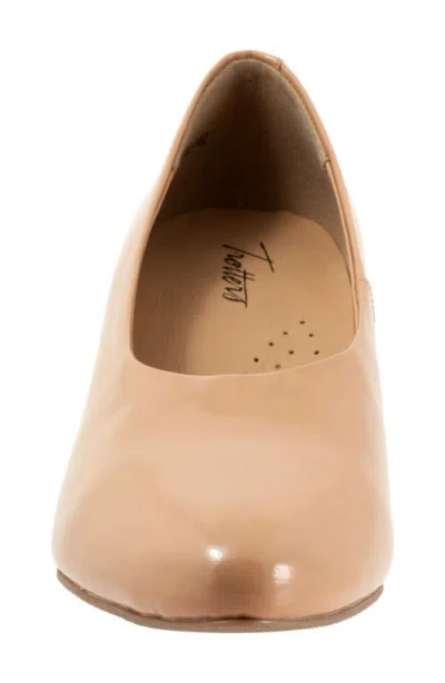 Trotters Kimber Kitten Heel Pump In Brown