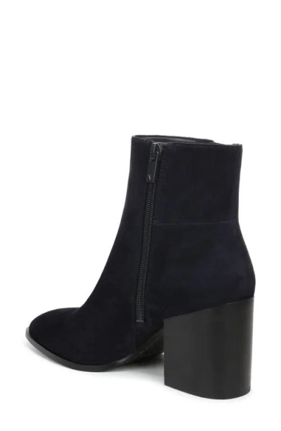 Vionic Vynn Plain Toe Bootie In Blue