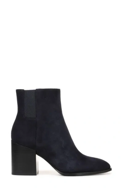 Vionic Vynn Plain Toe Bootie In Blue