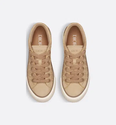 Dior B33 Spin Sneaker In Neutral