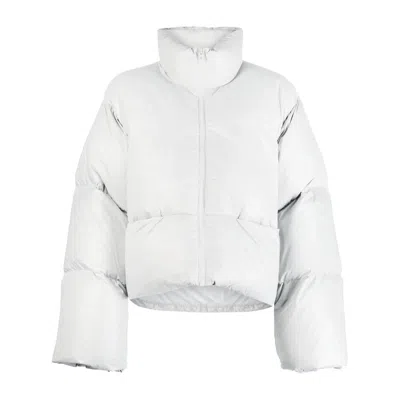 Low Classic Gray Jackets In White