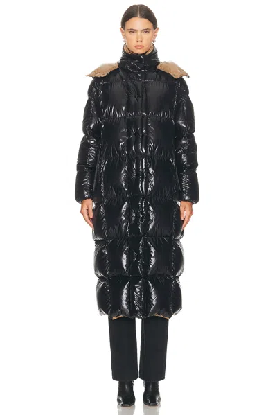 Moncler Cavettaz Coat In Black