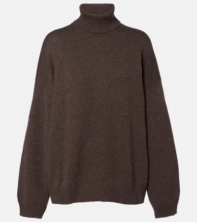 Brunello Cucinelli Women Cashmere Turtle-neck Sweater In Brown