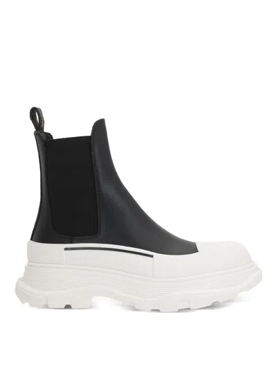 Alexander Mcqueen Chunky Outsole Cap Toe Chelsea Boots In Black
