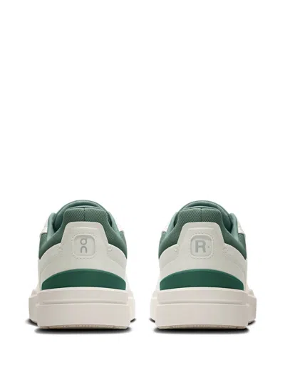 On Running The Roger Advantage Leather Sneakers In White