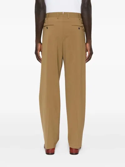 Cellar Door Trousers With Pleated Front And Pockets In Brown