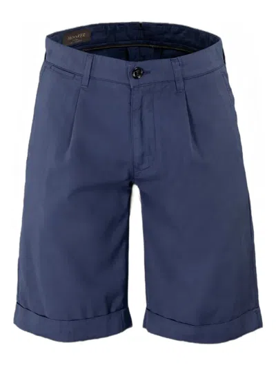 Moorer Pleated Tailored Shorts In Blue
