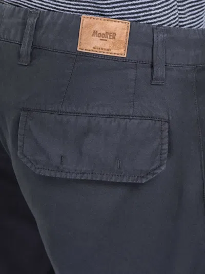 Moorer Buttoned Cargo Shorts In Blue