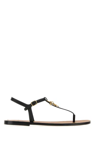 Chloé Leather-buckle Charm Sandals In Black