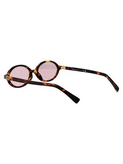 Miu Miu Miumiu 0mu 04zs Miu Regard Vau50d Havana Miele Sunglasses In Brown