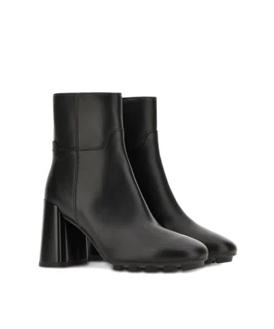 Hogan H695 Leather Ankle Boots In Black