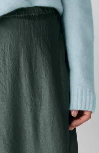 Eileen Fisher Crinkled Satin Midi Skirt In Green
