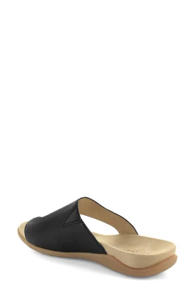 Strive Capri Iii Toe Loop Sandal In Black