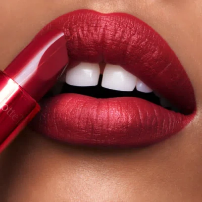 Charlotte Tilbury Matte Revolution - Fame Flame In Red
