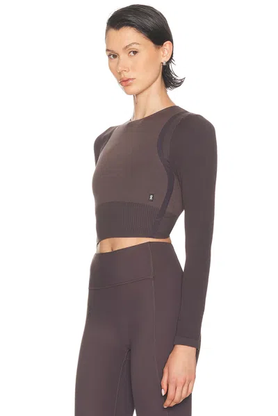 On Studio Knit Lg Crop Top In Brown