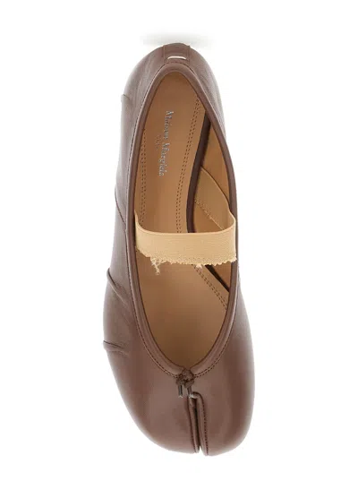 Maison Margiela Leather Ballerina Shoes Split Toe In Brown