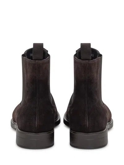 Doucal's Elastic-panel Suede Boots In Brown