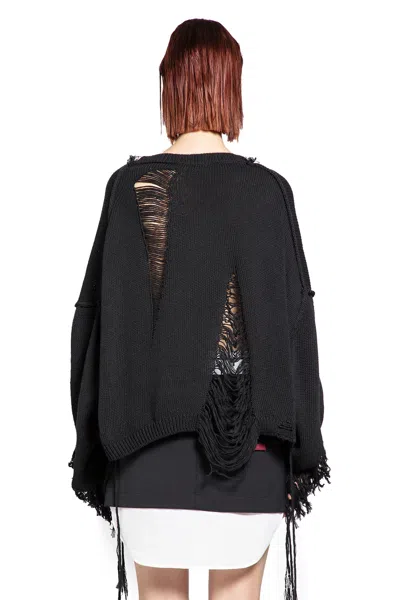 Ssheena Fab Distressed Sweater In Black
