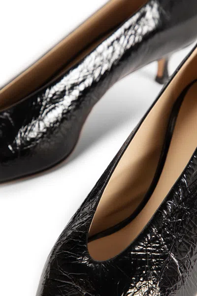 Le Monde Beryl Le Monde Béryl Pointed Toe Pumps With Crocodile Textured Finish In Black