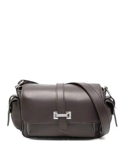 翻盖皮质单肩包