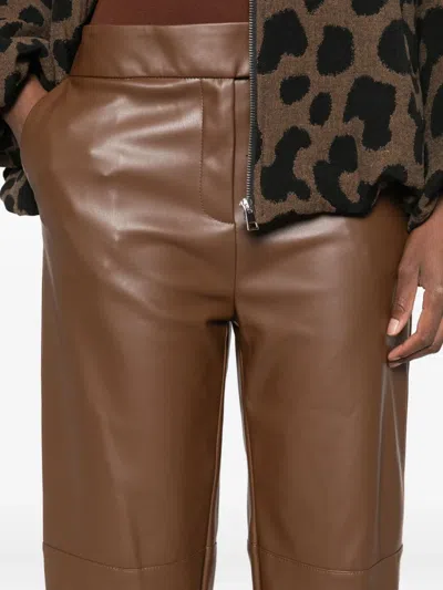 纽扣开合露踝裤