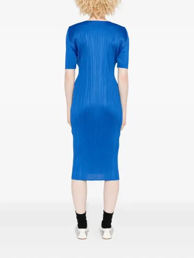 Issey Miyake Monthly Colour : August Pleated Midi Dress In Blue