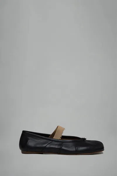 Maison Margiela Alexander Mcqueen Pastel Pink Raffia Tread Slick Sneakers In Black