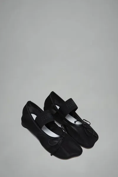 Mm6 Margiela Mesh Ballet Shoe In Black