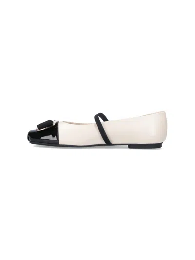 Ferragamo Bicolor New Vara Plate Ballerinas In White