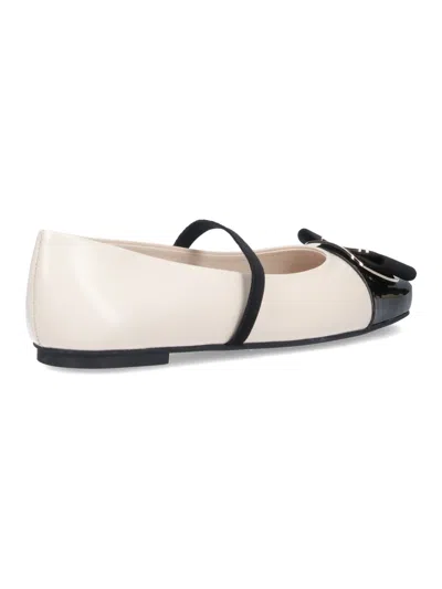 Ferragamo Bicolor New Vara Plate Ballerinas In White