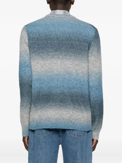 渐变色圆领毛衣