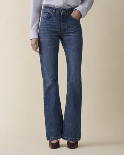 Jeanerica Moda Mid Rise Slim Flared Jean In Fresco Blue