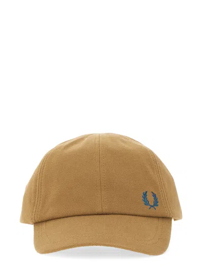 Fred Perry Logo-embroidered Cap In Sand