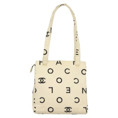 Pre-owned Chanel Cc White Canvas Tote Bag ()