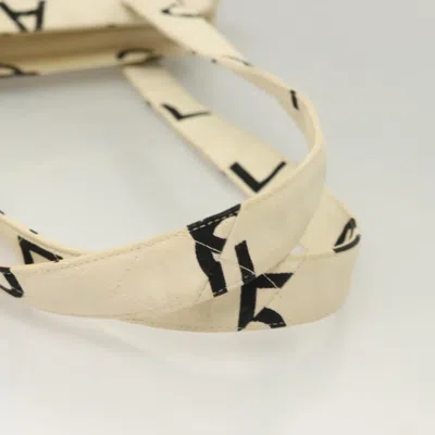 Pre-owned Chanel Cc White Canvas Tote Bag ()