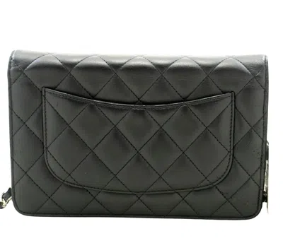 Pre-owned Chanel Wallet On Chain Black Leather Shoulder Bag ()