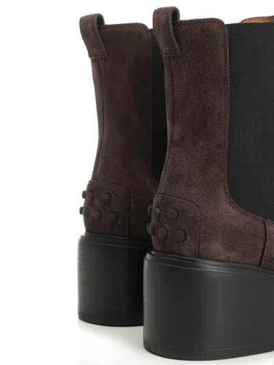 Tod's Gomma T60 73l Tronchetto Elast. Boots Brown In Brown