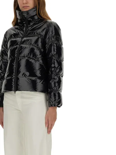 Colmar Piumino Glossy Con Collo Alto In Black