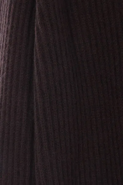 Dušan Crew Neck Ribbed Raglan Sweater In Brown
