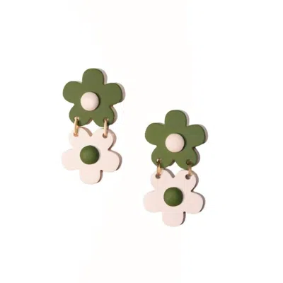 Sunshine Tienda Stacked Verde Flower Earrings In Green And White In Green