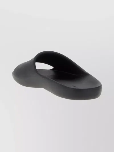 The Row Ama Slipon In Rubber In Black