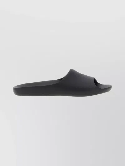 The Row Ama Slipon In Rubber In Black